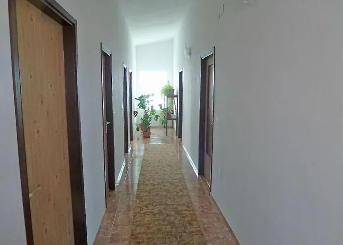 Milica Lejlighed Njivice